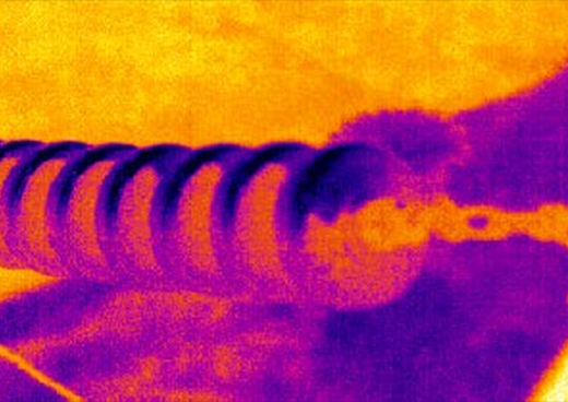   在線智能家庭看護

AI監測跌倒、實時報警，保護隱私，24h守護居家老人